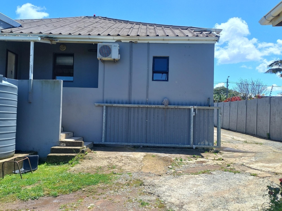 Commercial Property for Sale in Vincent Eastern Cape